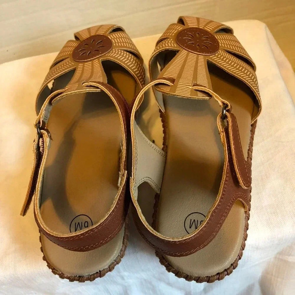 Light weight Summer comfortable Sandals women size 6M - Picture 2 of 7